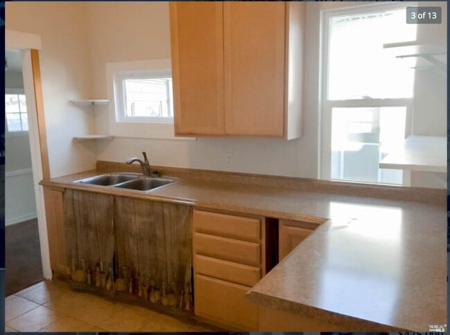 407 Lincoln St in Santa Rosa, CA - Building Photo - Building Photo