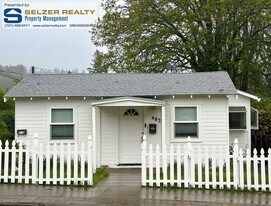 482-486 W Mendocino Ave in Willits, CA - Building Photo