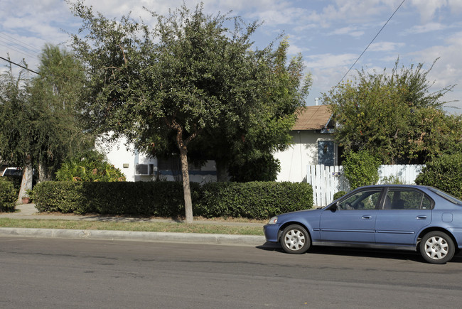 101 E Olive Ave in La Habra, CA - Building Photo - Building Photo