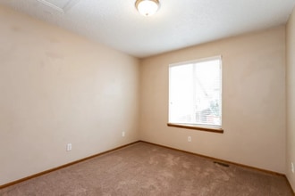 10051 Shoshone Way in Thornton, CO - Building Photo - Building Photo