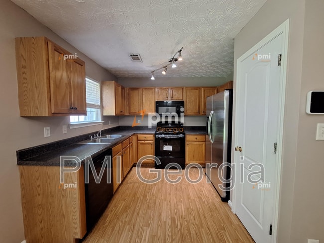 636 Georgetown Ct in Jonesboro, GA - Building Photo - Building Photo