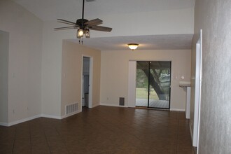 8 S Bowman Dr in Belton, TX - Building Photo - Building Photo
