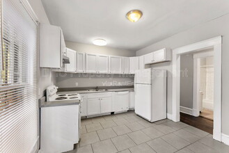 896 Spencer St NW in Atlanta, GA - Building Photo - Building Photo