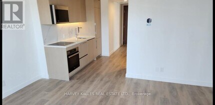 38-2138 Widmer St in Toronto, ON - Building Photo - Building Photo