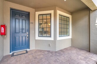 9385 Pocida Ct in Naples, FL - Building Photo - Building Photo