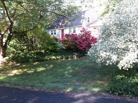 2 Deborah Rd in Billerica, MA - Building Photo