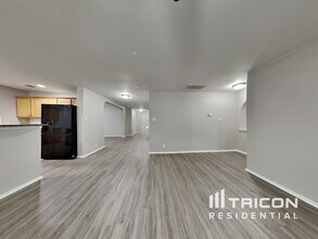 227 Rock Springs Dr in New Braunfels, TX - Building Photo - Building Photo