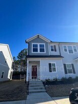 2043 Lotus Dr in Grovetown, GA - Building Photo