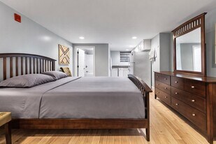 1170 Massachusetts Ave in Cambridge, MA - Building Photo