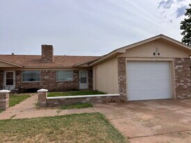 814 Elkhart Ave in Lubbock, TX - Building Photo