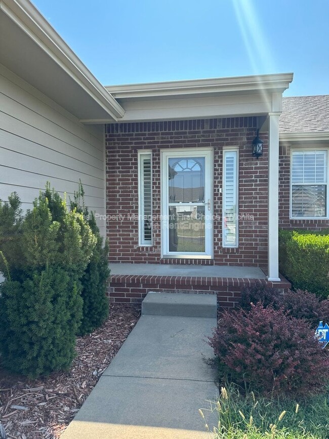 748 Reflection Lake in Andover, KS - Building Photo - Building Photo