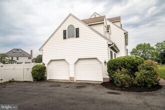 5444 E Nithsdale Dr in Salisbury, MD - Building Photo - Building Photo