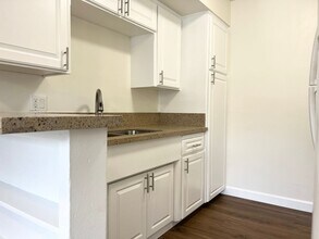 2236 1/2 Grand Ave in San Diego, CA - Building Photo - Building Photo