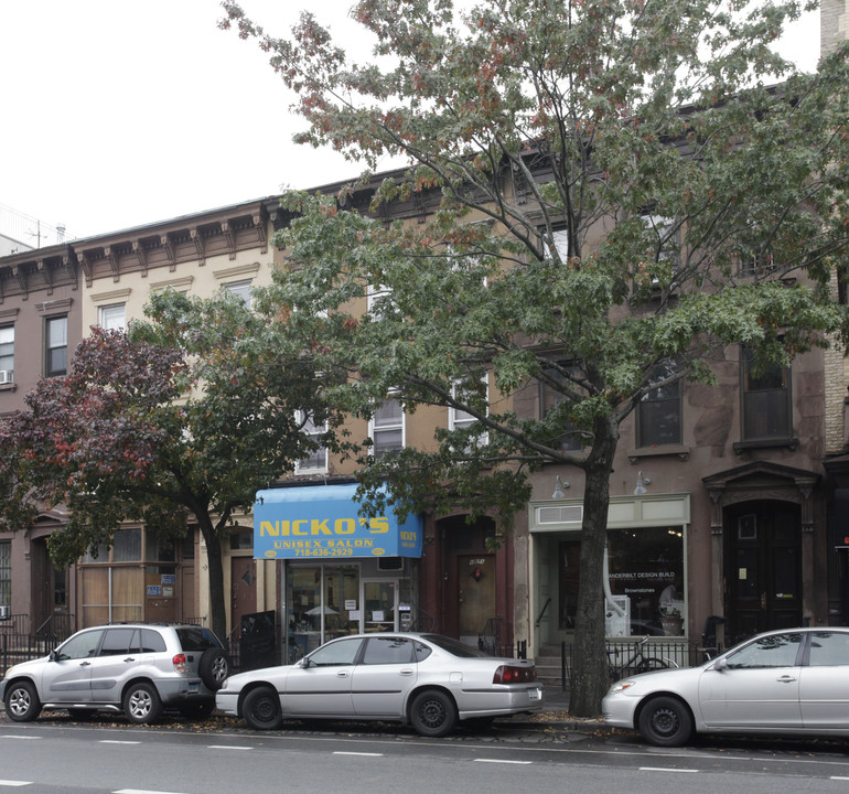 607A Vanderbilt Ave in Brooklyn, NY - Foto de edificio