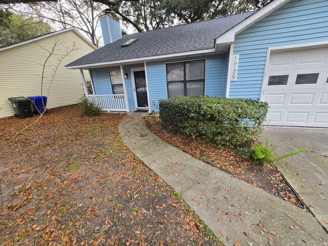 property at 1739 River Front Dr