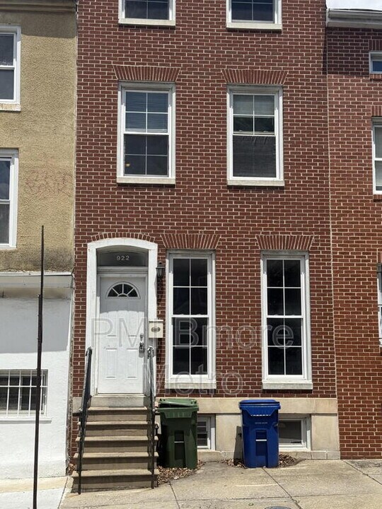 922 W Lombard St in Baltimore, MD - Building Photo