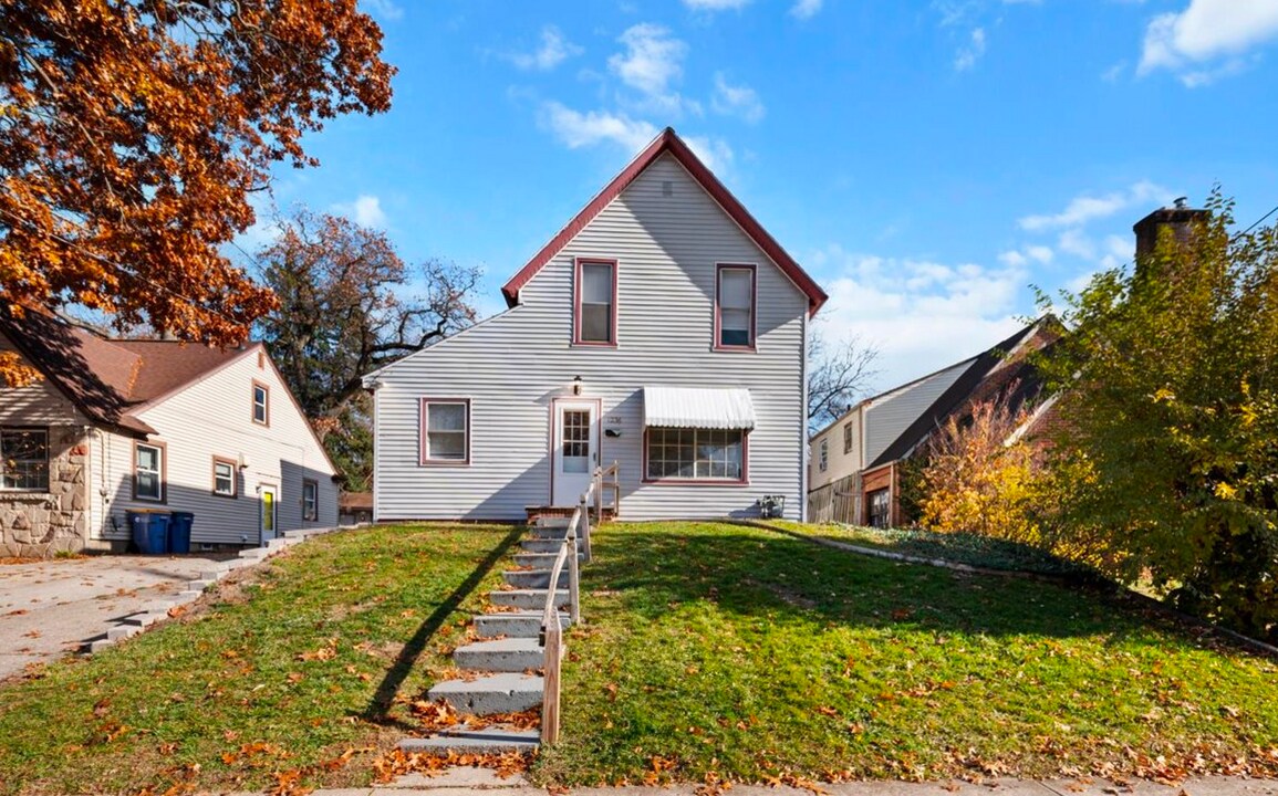 1236 Underwood Ave SE in Grand Rapids, MI - Building Photo
