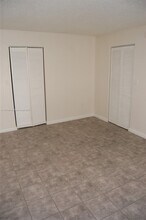 1334 Collins Ave in Miami Beach, FL - Building Photo - Building Photo