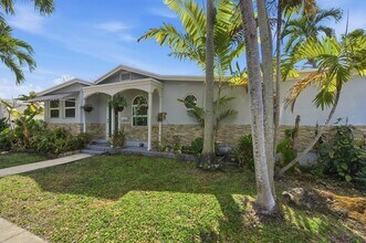 1610 NE 7th St in Fort Lauderdale, FL - Building Photo - Building Photo