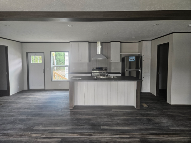 property at 516 GA-133
