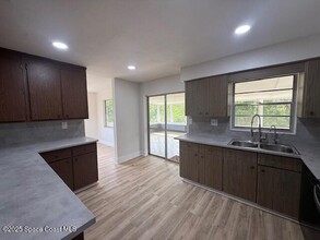 2352 Armour Ct in Titusville, FL - Building Photo - Building Photo