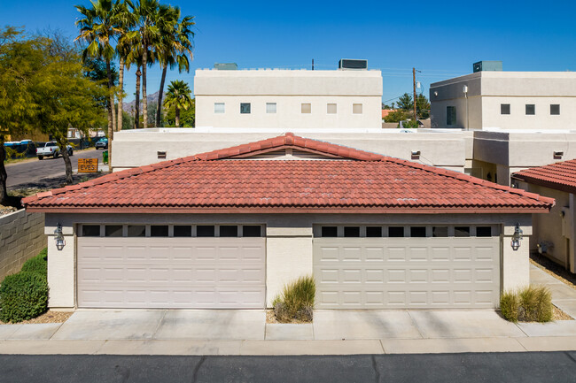 3221 N 37th St in Phoenix, AZ - Building Photo - Building Photo