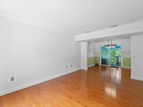 2459 Pyrenees Ct in Reston, VA - Building Photo - Building Photo