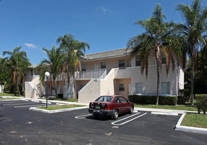 10917-10931 Royal Palm Blvd Apartments