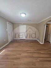 990 Woodbury Rd in Memphis, TN - Building Photo - Building Photo