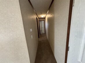 6 Grant St in West Branch, IA - Building Photo - Building Photo