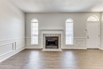 5008 Santa Fe Ct in Arlington, TX - Building Photo - Building Photo