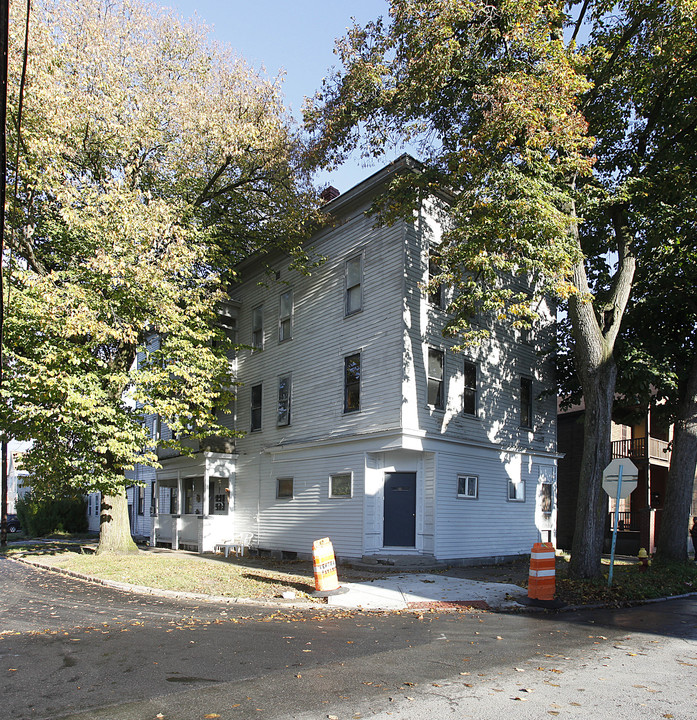 314 Nichols St in Utica, NY - Building Photo