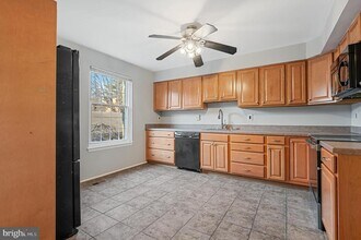 10661 High Beam Ct in Columbia, MD - Building Photo - Building Photo