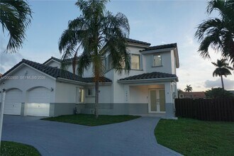 15614 SW 110th Terrace in Miami, FL - Building Photo - Building Photo