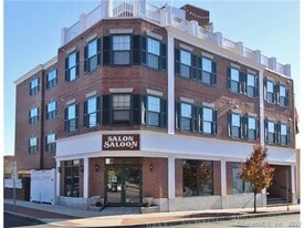 947 Hope St in Stamford, CT - Building Photo