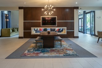 The Four in Jacksonville, FL - Building Photo - Building Photo