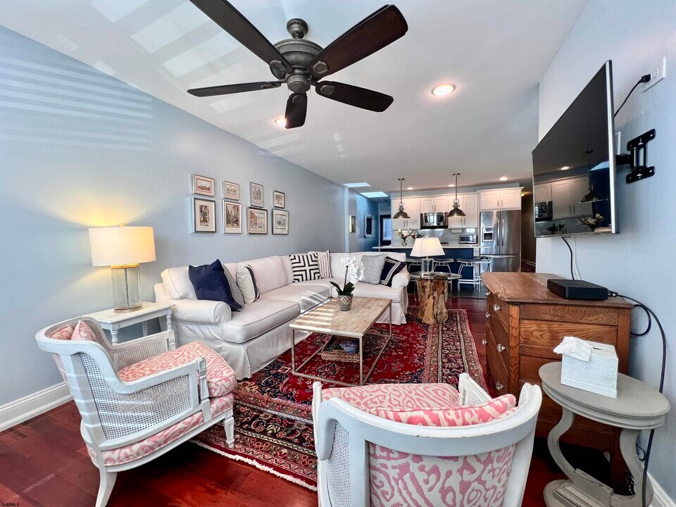 7903 Atlantic Ave in Margate City, NJ - Building Photo