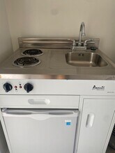 2486 Venice Blvd, Unit 04 in Los Angeles, CA - Building Photo - Building Photo