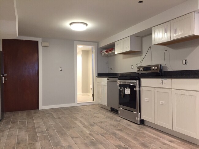 5422 W Agatite Ave in Chicago, IL - Building Photo - Building Photo
