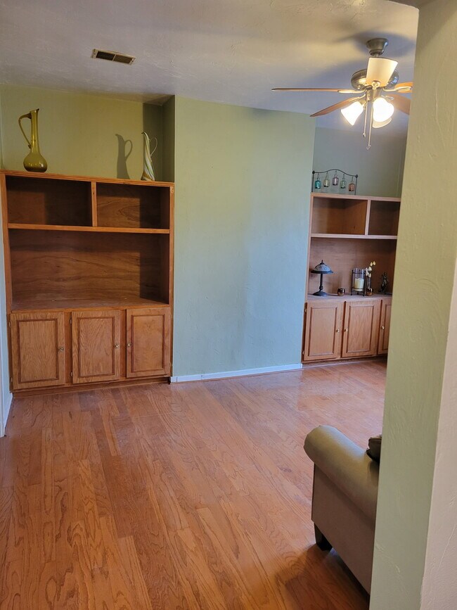 314 Augusta St, Unit Second Floor Duplex in Pittsburgh, PA - Building Photo - Building Photo