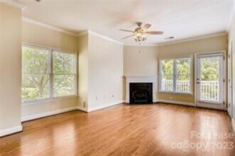 1305 Summit Greenway Court in Charlotte, NC - Building Photo - Building Photo
