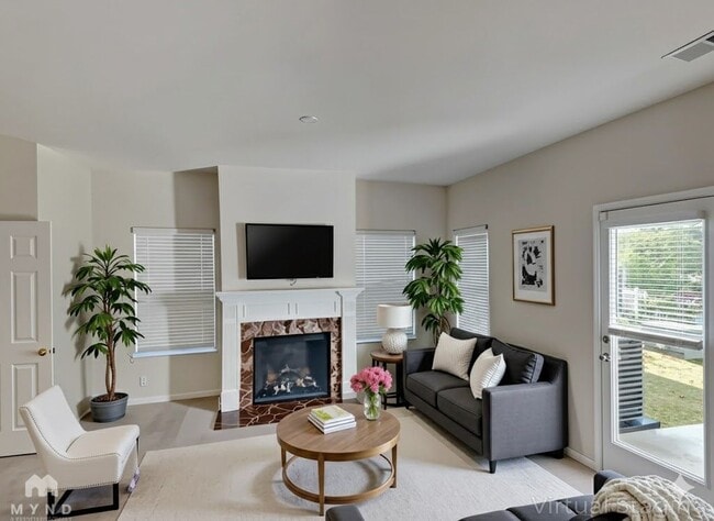 2307 Crosscut Dr in Charlotte, NC - Building Photo - Building Photo