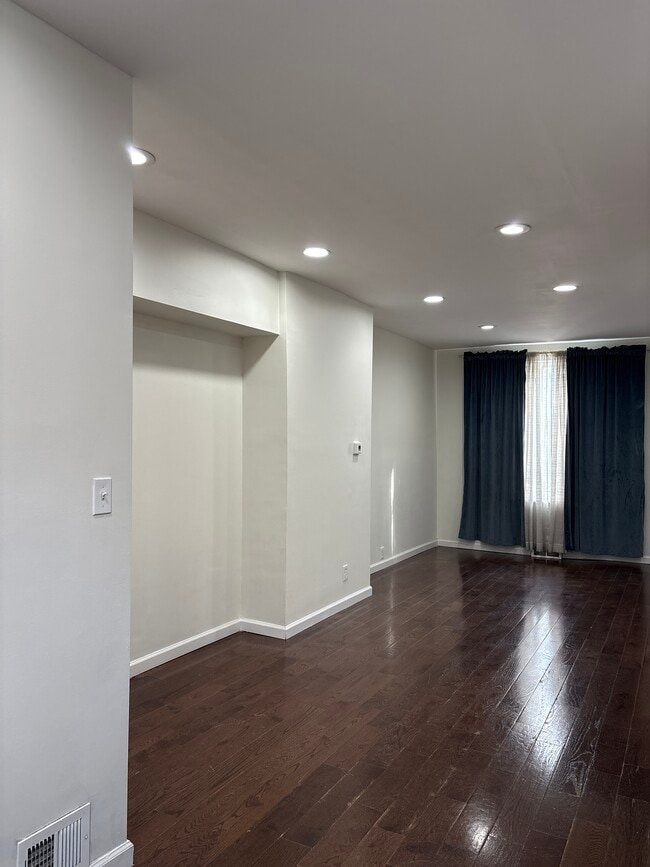 3156 Agate St in Philadelphia, PA - Building Photo - Building Photo