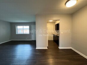 342 Wilson Ave in West Chicago, IL - Building Photo - Building Photo