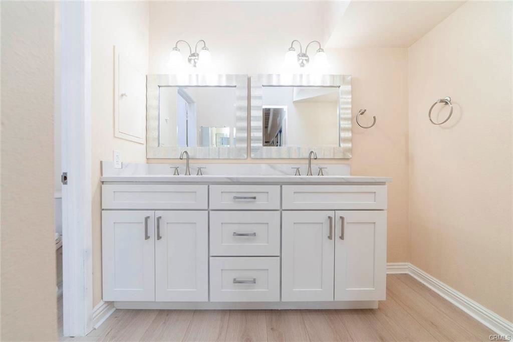4436 Sandburg Way in Irvine, CA - Building Photo