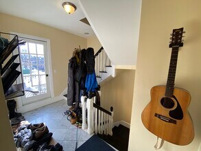 381 Highland Ave, Unit 381 Highland Ave in Somerville, MA - Building Photo - Building Photo