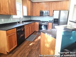 14016 Auberry Dr in Helotes, TX - Building Photo - Building Photo