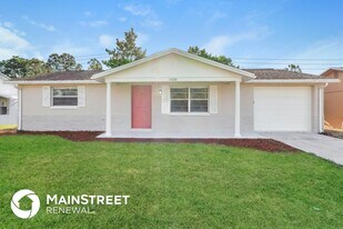 11630 Paige Dr in Port Richey, FL - Building Photo