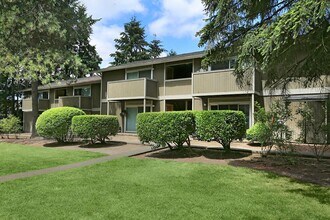 Alba Gardens in Kent, WA - Building Photo - Building Photo