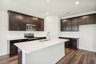 2203 Gustavus Dr in Sherman, TX - Building Photo - Building Photo